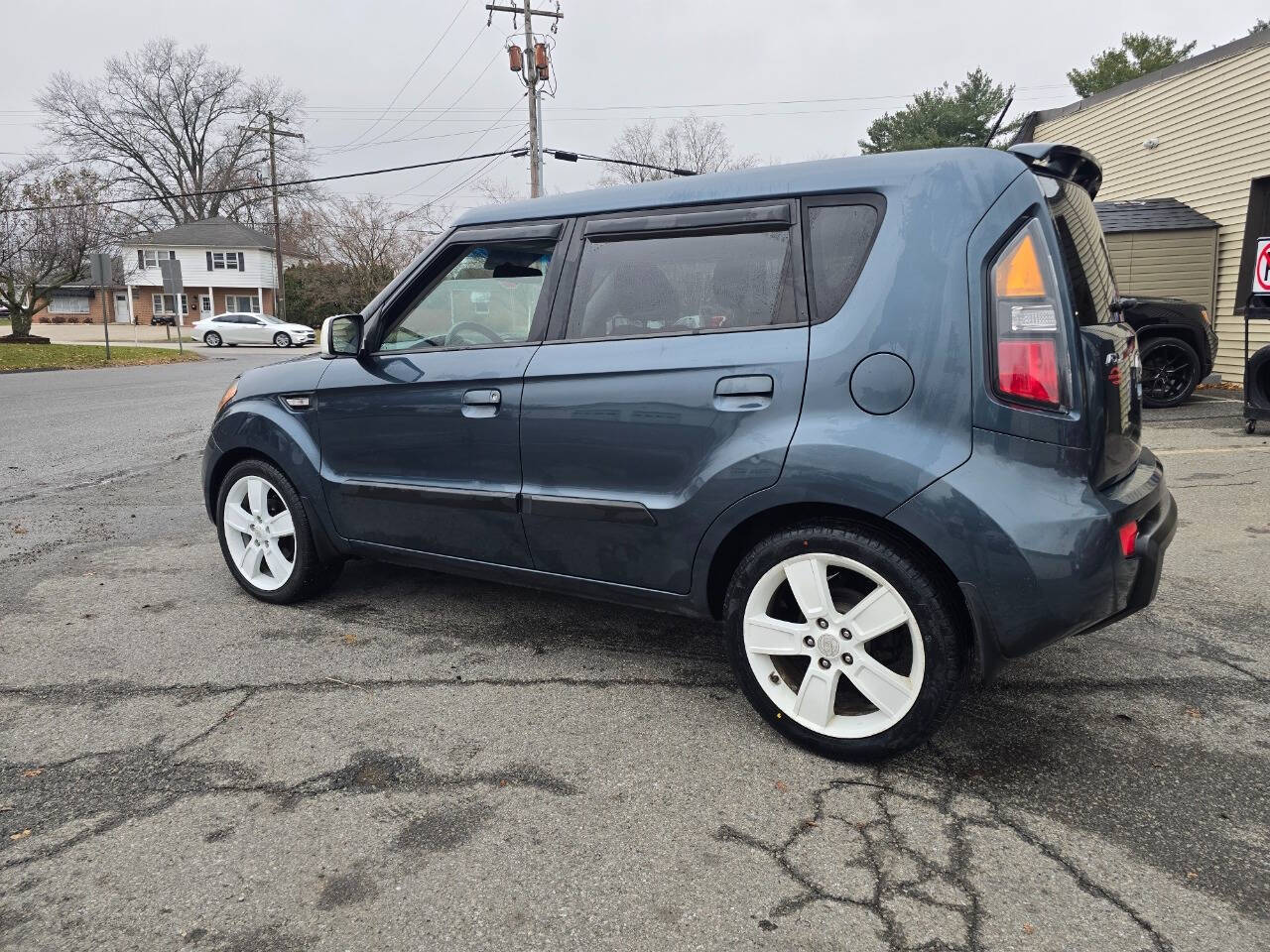 2010 Kia Soul for sale at QUEENSGATE AUTO SALES in York, PA