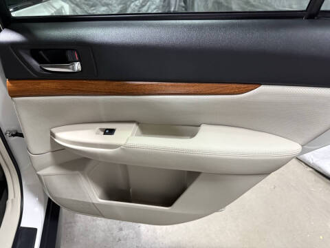 2013 Subaru Outback 2.5i Limited