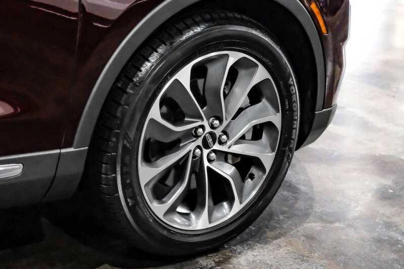 2021 Lincoln Nautilus Reserve