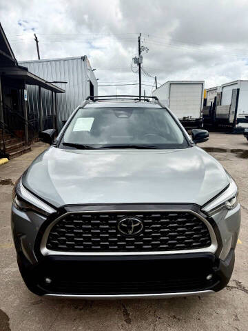 2025 Toyota Corolla Cross XLE