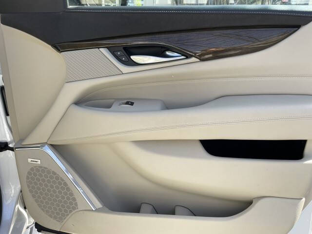 2019 Cadillac Escalade ESV Luxury