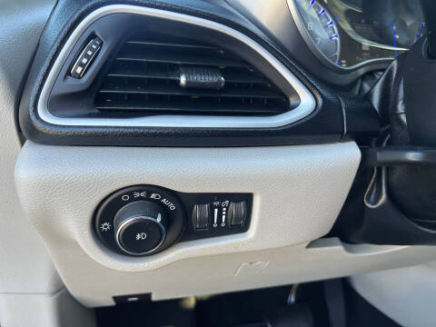 2020 Chrysler Pacifica Touring L