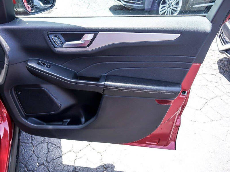 2023 Ford Escape Hybrid Platinum