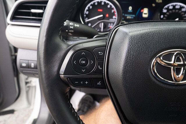 2023 Toyota Camry SE