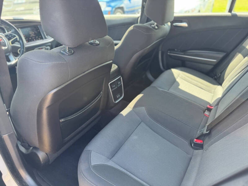 2016 Dodge Charger SXT