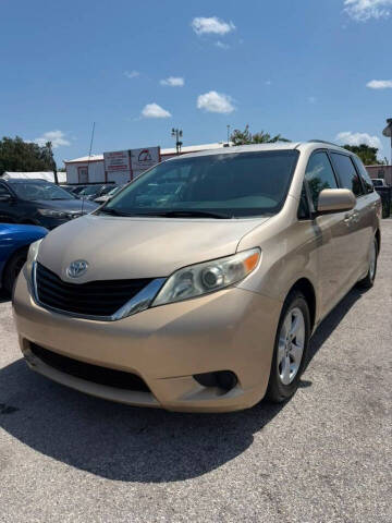 2013 Toyota Sienna