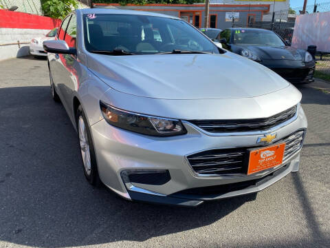 2018 Chevrolet Malibu for sale at TOP SHELF AUTOMOTIVE in Newark NJ