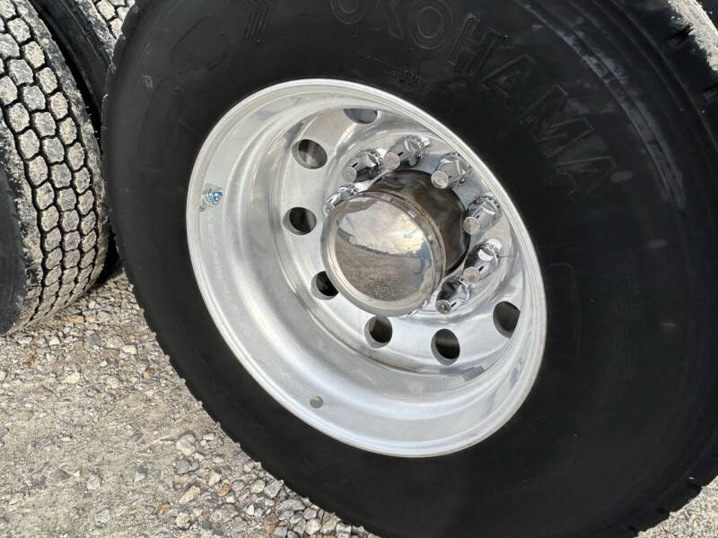 2016 Peterbilt 579 Road 579 Road Tractor