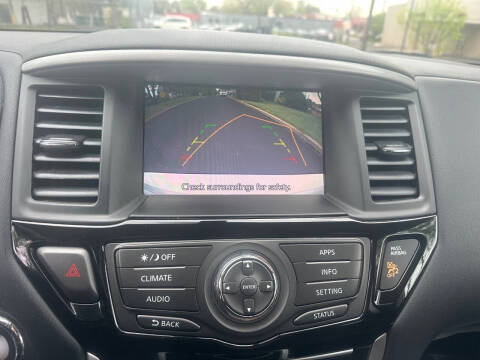 2018 Nissan Pathfinder S
