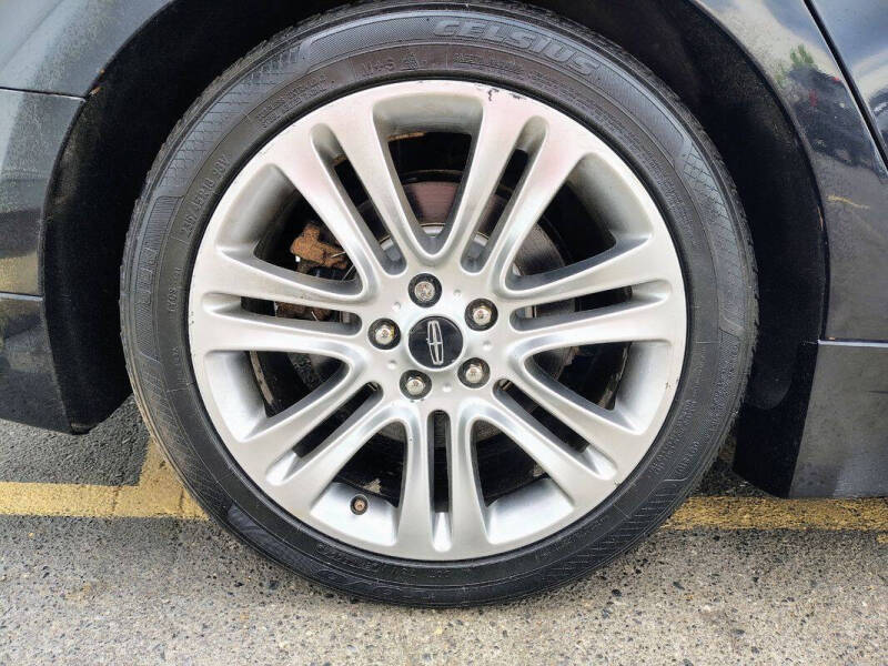 2014 Lincoln MKZ
