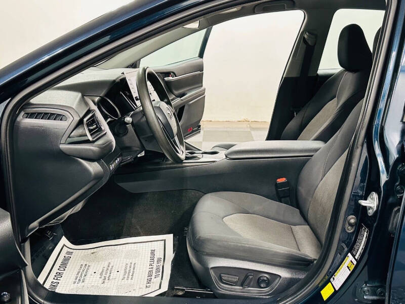 2021 Toyota Camry LE