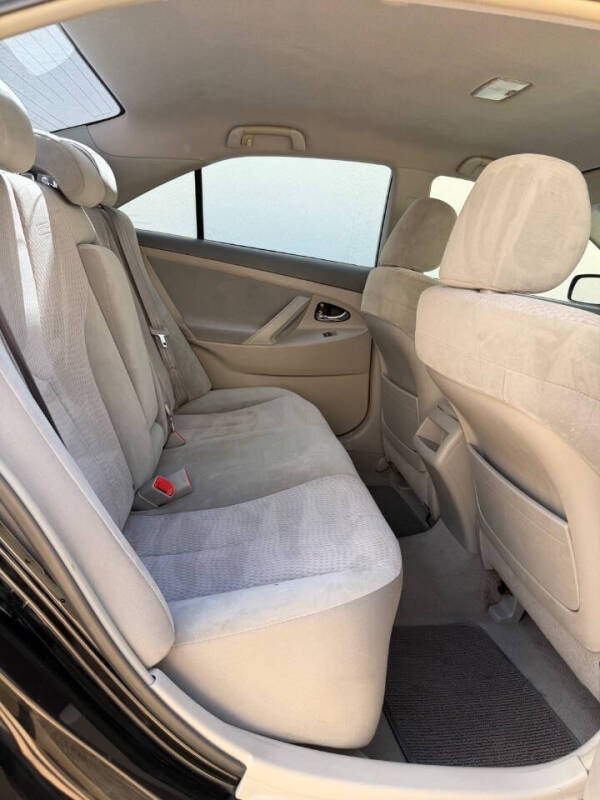 2010 Toyota Camry LE