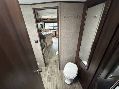 2018 FOR SALE!!  Jayco Jayfeather 27R