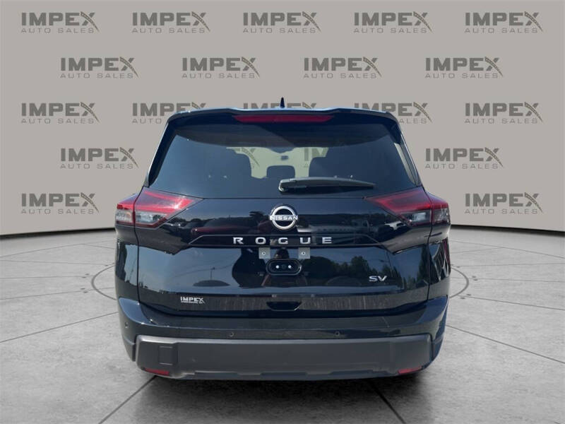 2024 Nissan Rogue SV