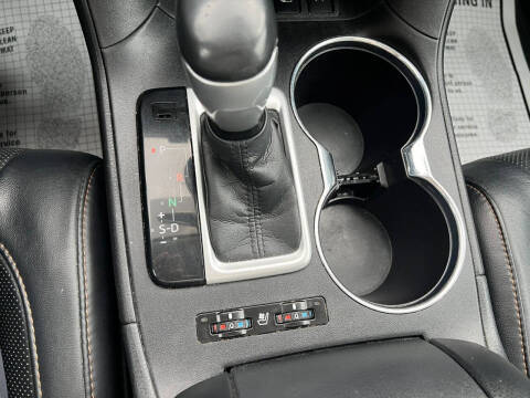 2016 Toyota Highlander Limited Platinum