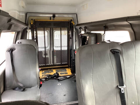 2010 Ford E-Series E-350 SD