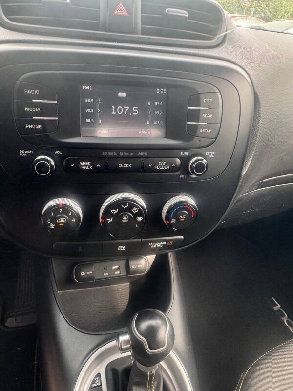 2016 Kia Soul +