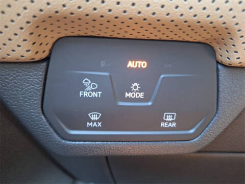 2026 Volkswagen Atlas Cross Sport SE