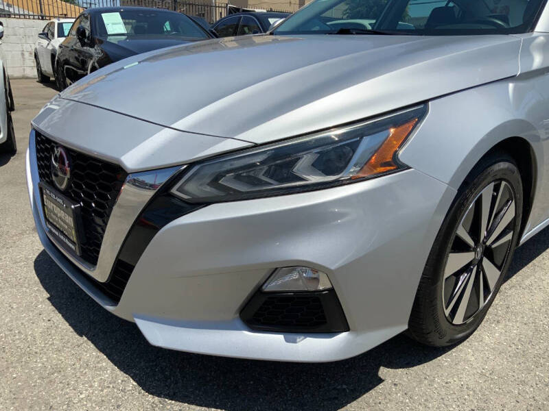 2022 Nissan Altima 2.5 SV