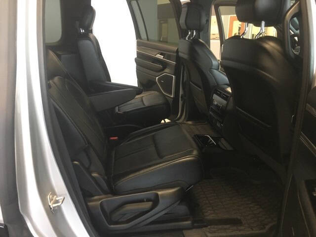 2024 Jeep Wagoneer Series III