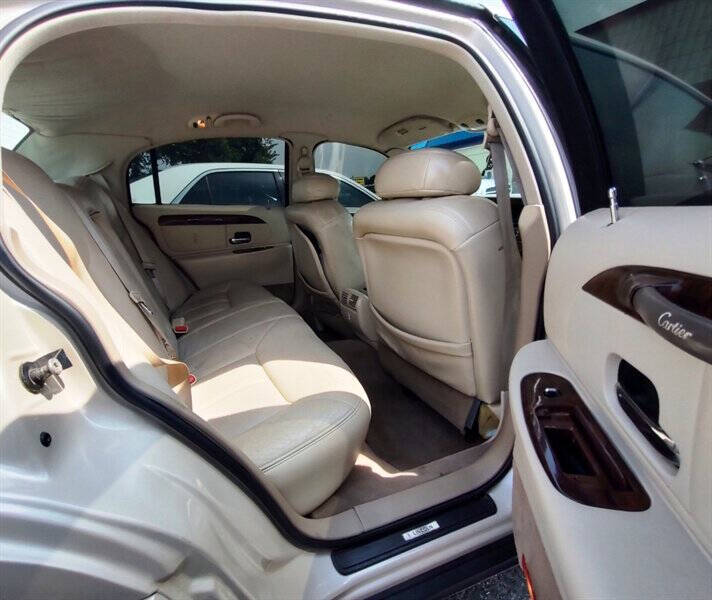 1999 Lincoln Town Car Cartier