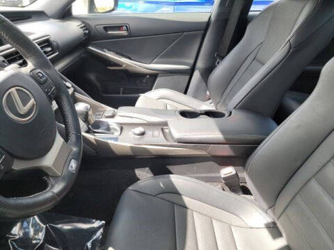 2019 Lexus IS 350
