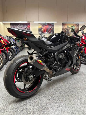 2020 Suzuki GSX-R1000