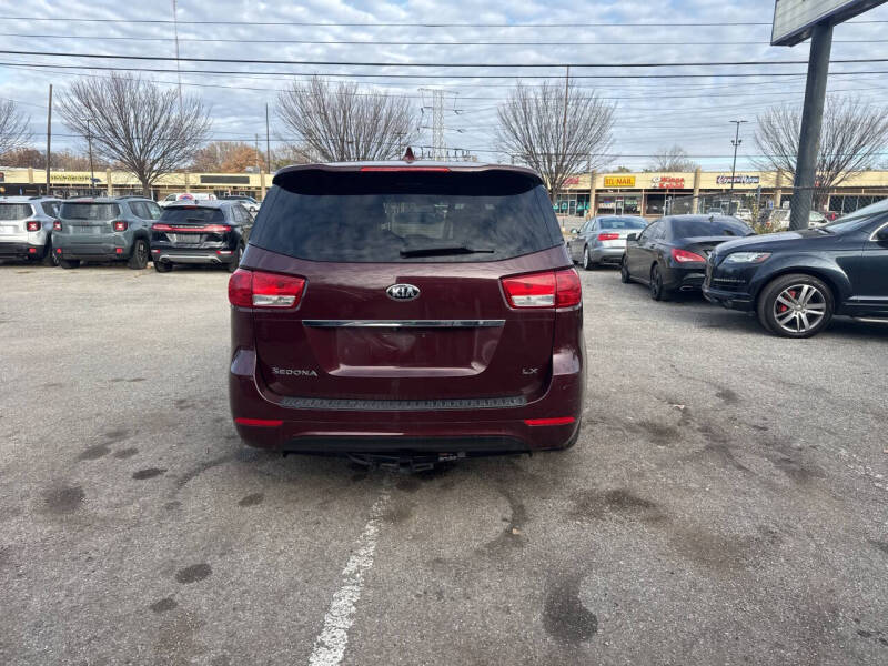2018 Kia Sedona LX