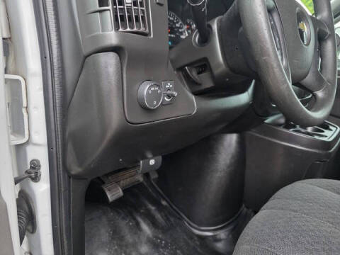 2018 Chevrolet Express 2500