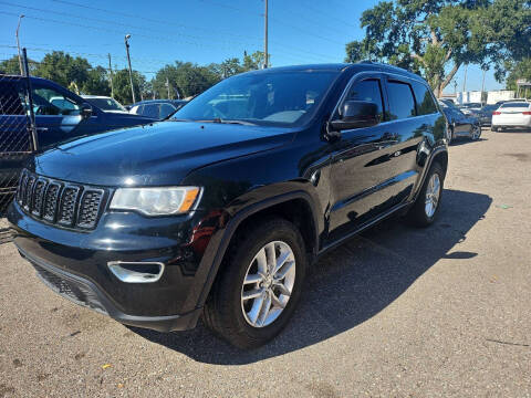 2017 Jeep Grand Cherokee Laredo E