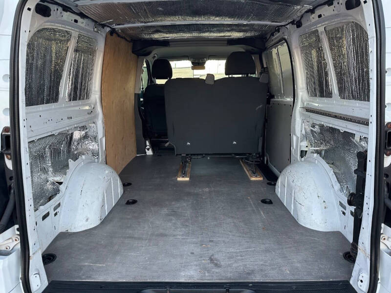 2016 Mercedes-Benz Metris