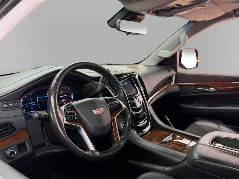 2018 Cadillac Escalade Premium Luxury
