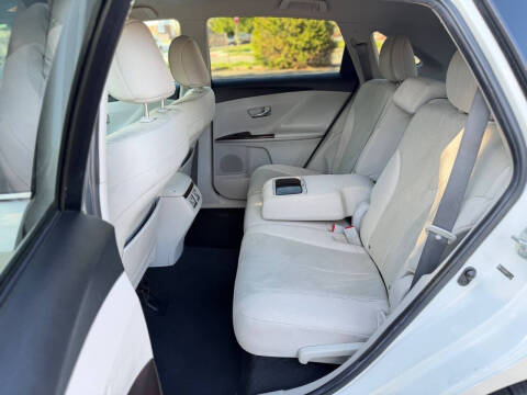 2011 Toyota Venza AWD 4cyl