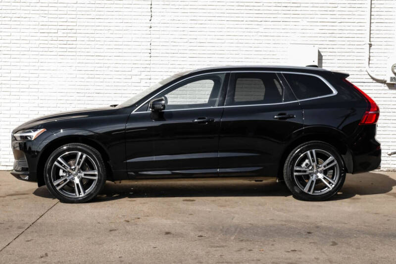 2021 Volvo XC60 T5 Momentum