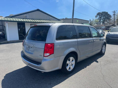 2013 Dodge Grand Caravan SE