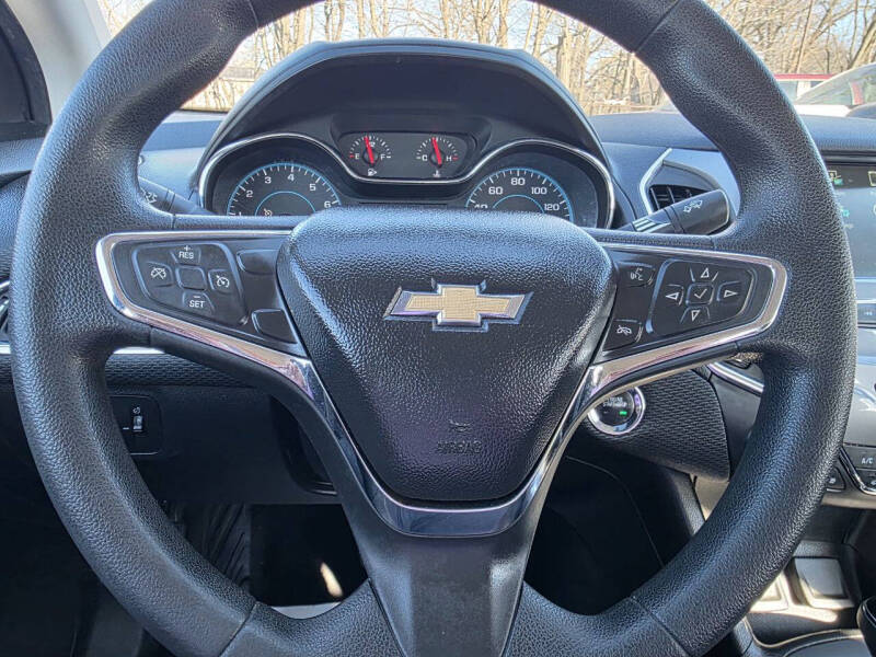 2017 Chevrolet Cruze LT Auto