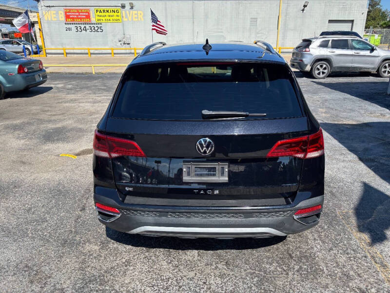 2022 Volkswagen Taos SE