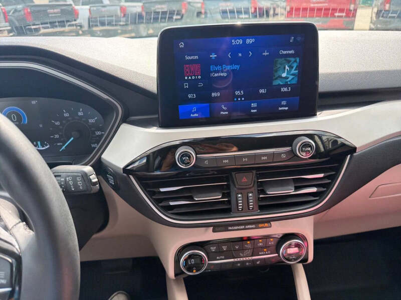 2021 Ford Escape SEL
