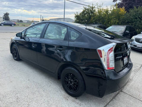 2013 Toyota Prius Two