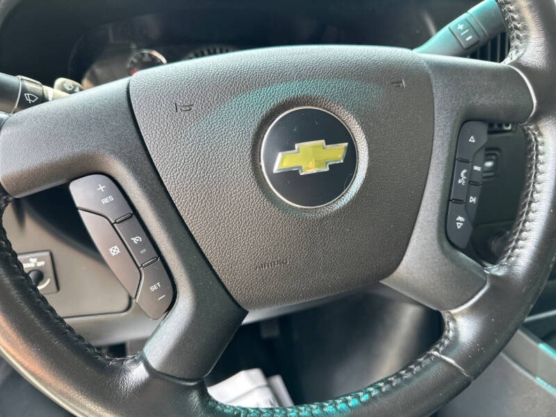 2022 Chevrolet Express 2500