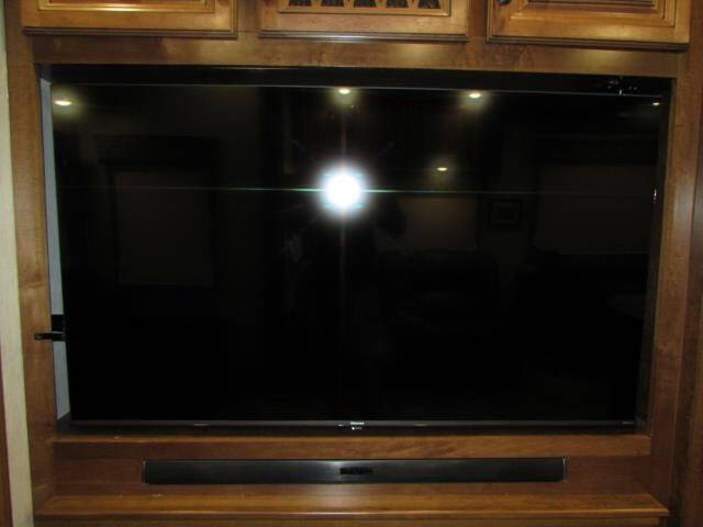 2019 LANDMARK NEWPORT F3