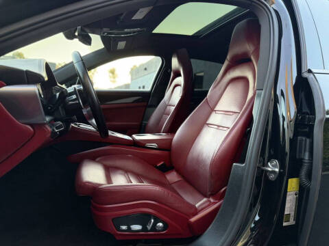 2020 Porsche Panamera 4S