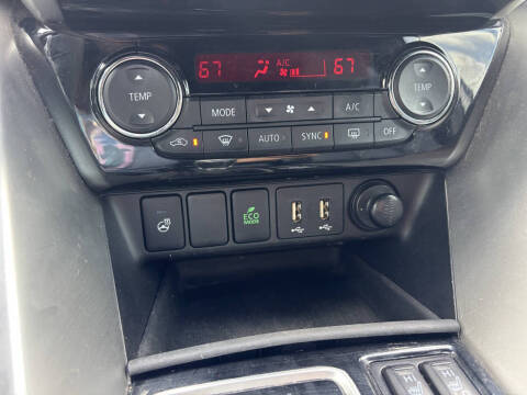 2022 Mitsubishi Eclipse Cross SEL