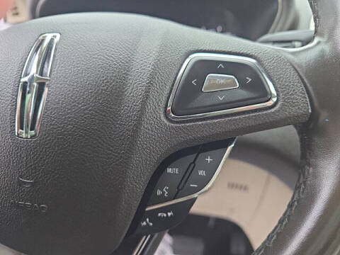 2019 Lincoln MKC Select