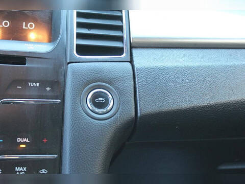 2013 Ford Taurus SEL