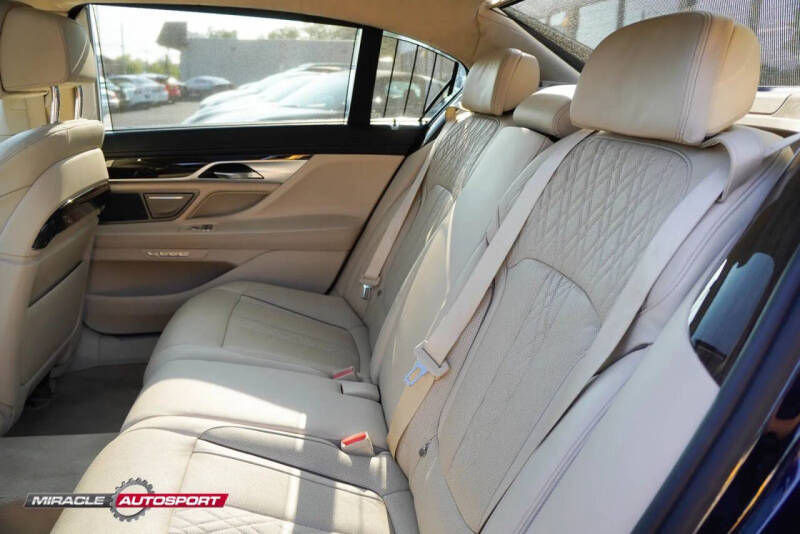 2016 BMW 7 Series 750i xDrive