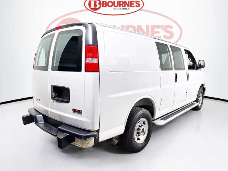 2025 GMC Savana 2500
