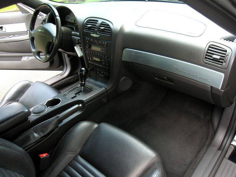 2002 Ford Thunderbird Deluxe