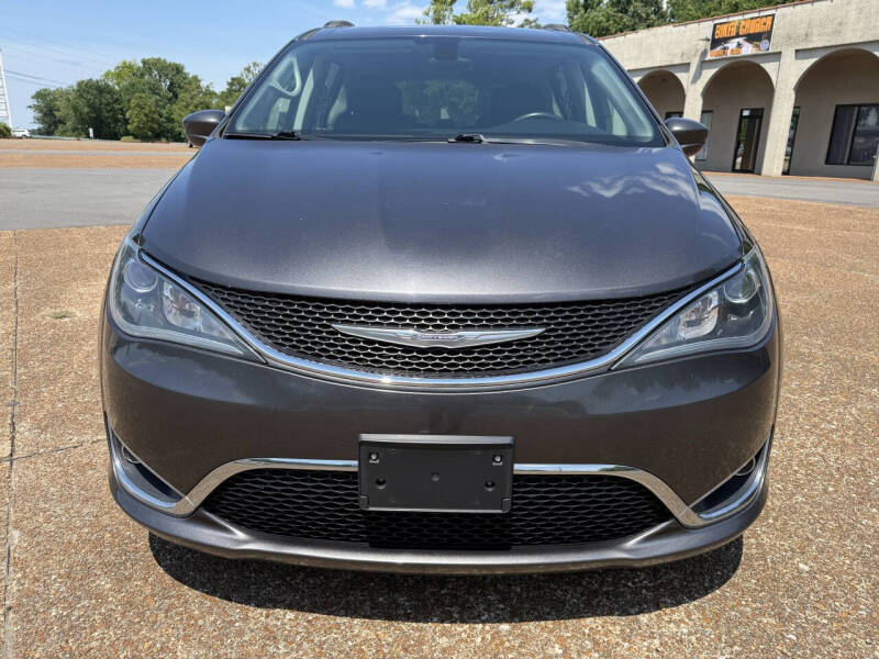 2017 Chrysler Pacifica Touring Plus
