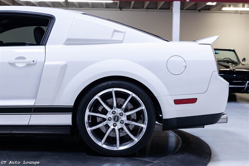 2007 Ford Shelby GT500 10
